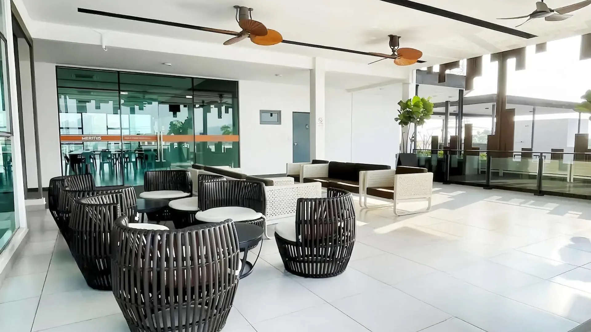 アパート Meritus Residensi Penang ペライ